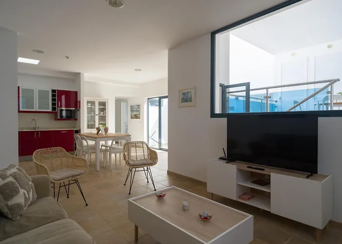 La Casa De La Graciosa * 칼레타 데 세보