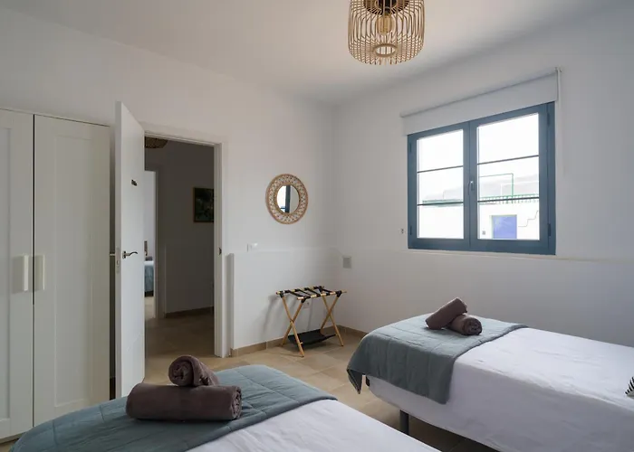 La Casa De La Graciosa * 칼레타 데 세보
