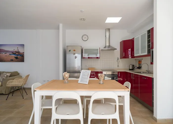 La Casa De La Graciosa 펜션 칼레타 데 세보